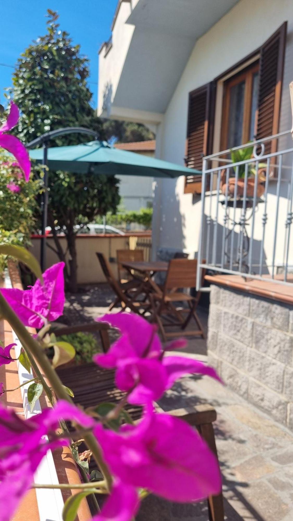 A Casa Di Gina Apartment Rosignano Solvay Exterior photo